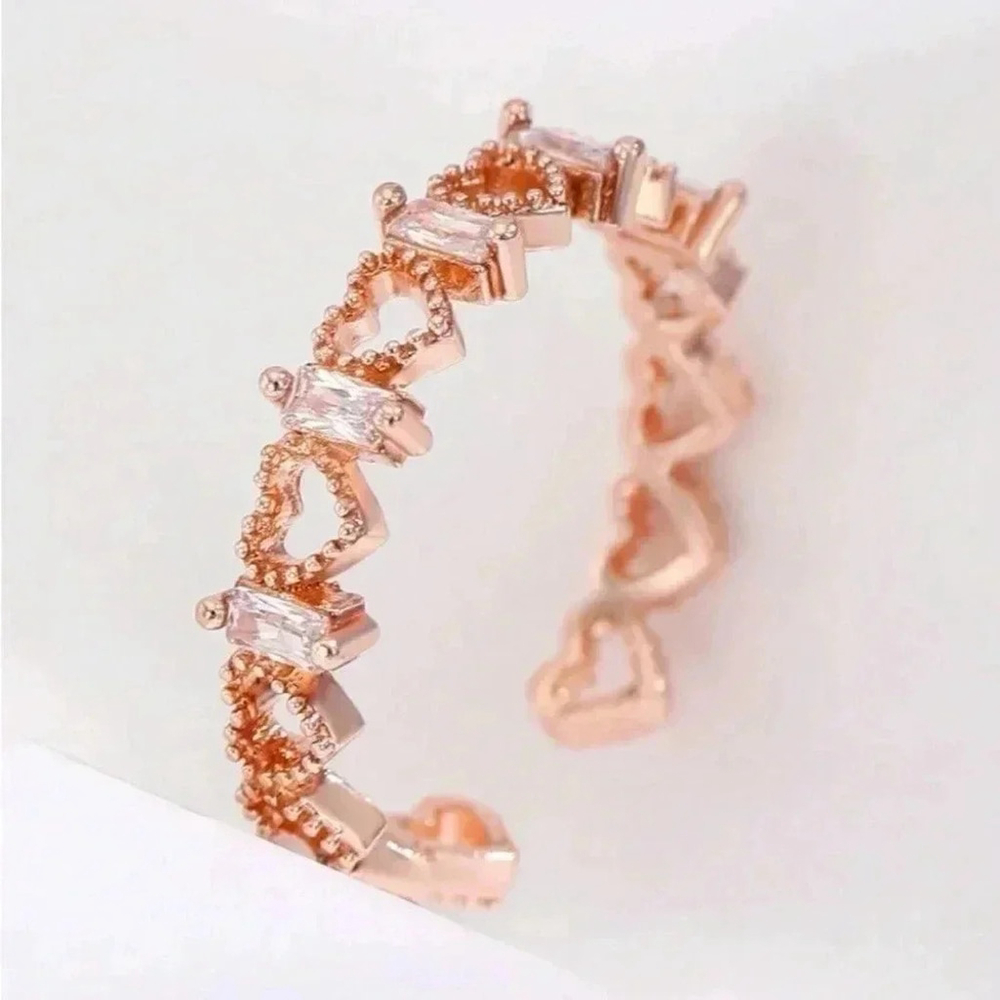 ⚠️Clearance Rose Gold Heart Design Ring - Picture 2 of 5
